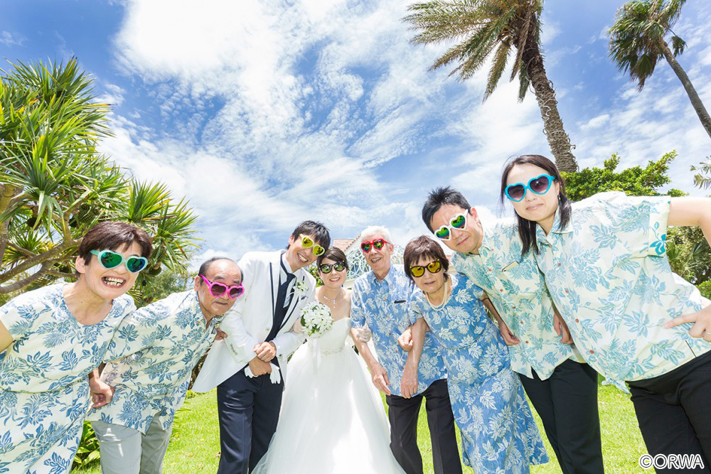 沖縄の結婚式はかりゆしウェアで！ゲストやご家族のかりゆしコーデのススメ ainowa沖縄リゾートウェディング